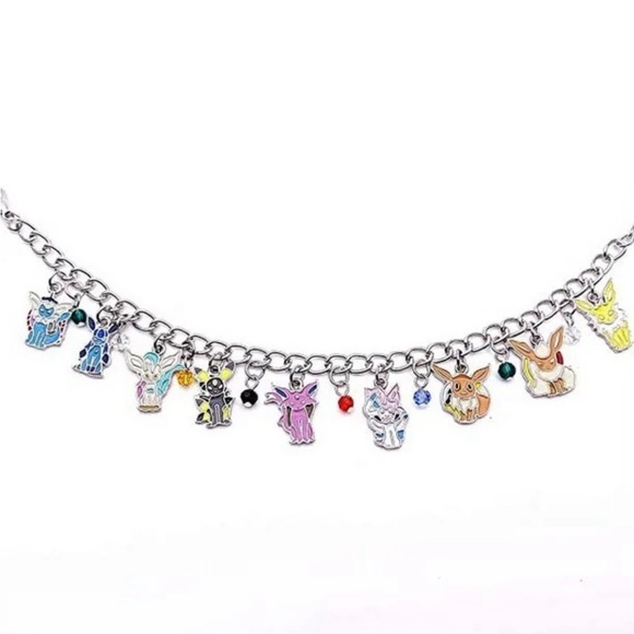 Eevee evolutions charm bracelet - Picture 4 of 7
